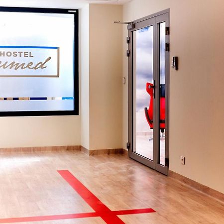 Hostel Umed Лодзь Екстер'єр фото