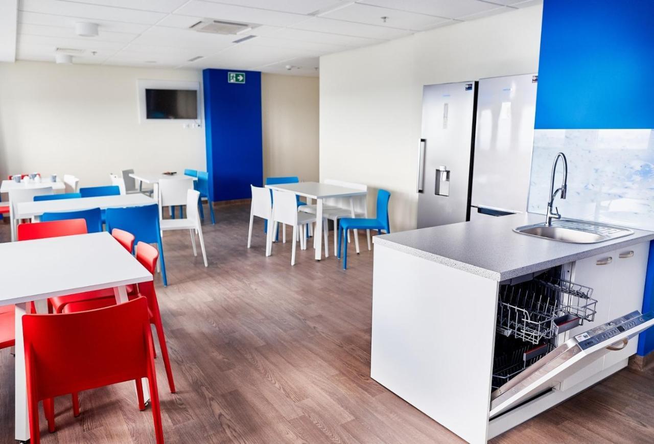 Hostel Umed Лодзь Екстер'єр фото