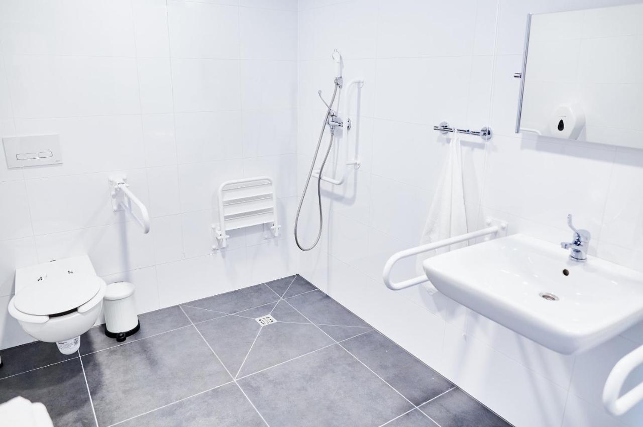 Hostel Umed Лодзь Екстер'єр фото